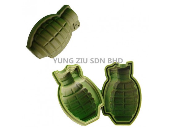 GRENADE ICE CUBE TRAY